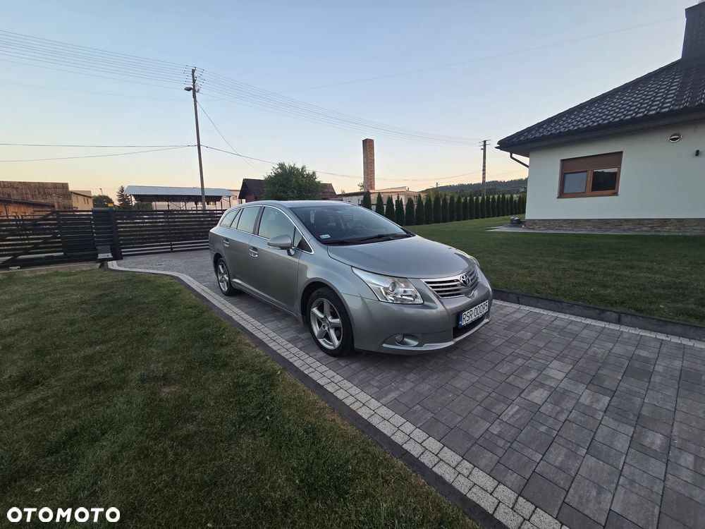 Toyota Avensis 2.0 D-4D Luna - 3