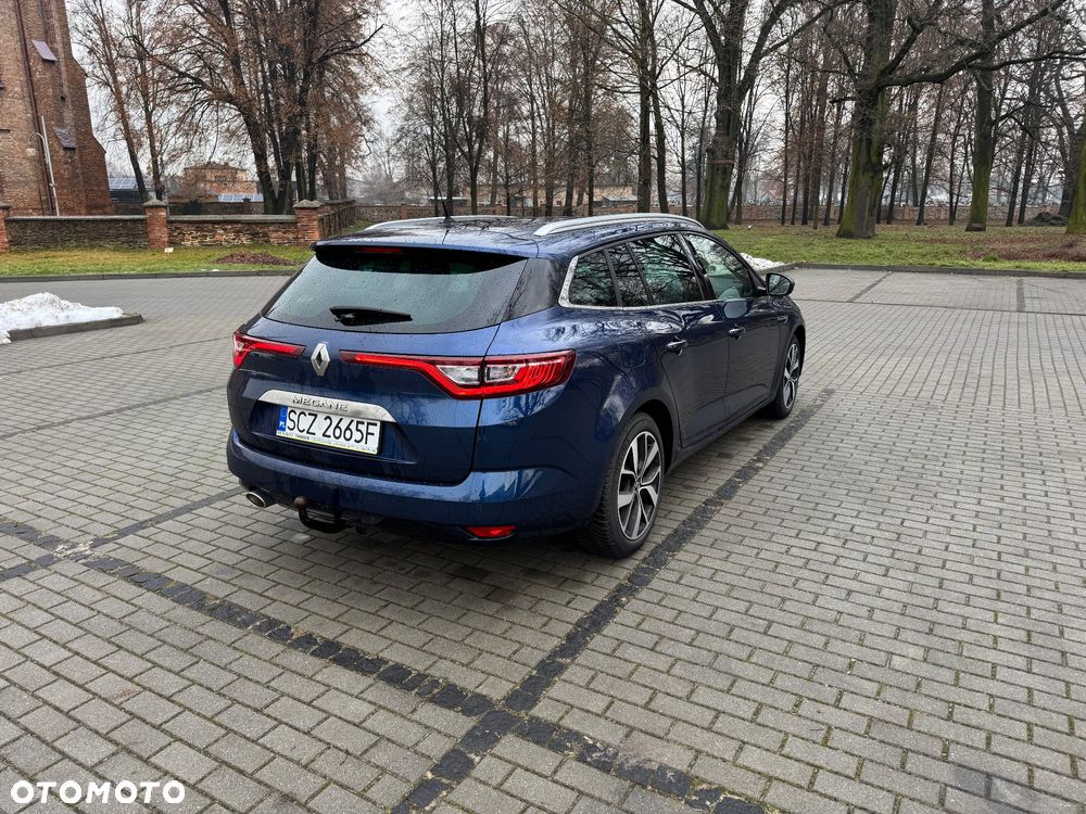 Renault Megane ENERGY TCe 140 EDC BOSE EDITION - 4