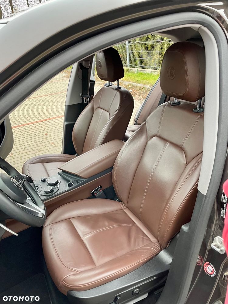 Alfa Romeo Stelvio 2.0 Turbo Super Q4 - 12