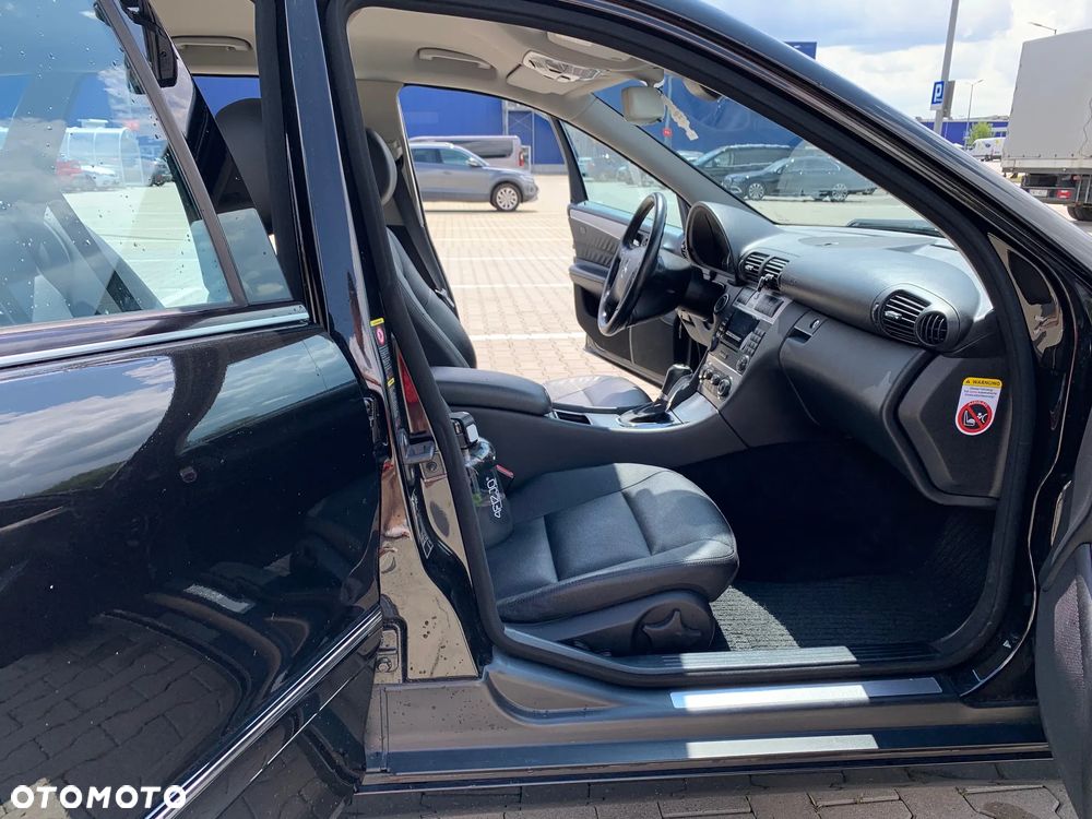 Mercedes-Benz Klasa C 350 T Avantgarde 4-Matic - 11