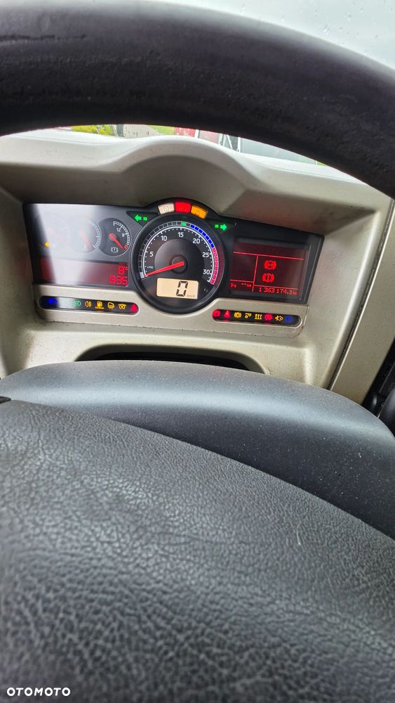 Renault Premium - 6