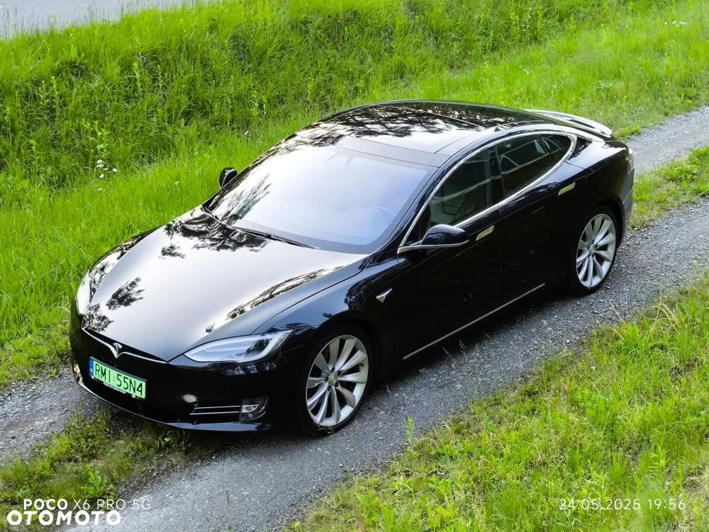Tesla Model S Performance - 1