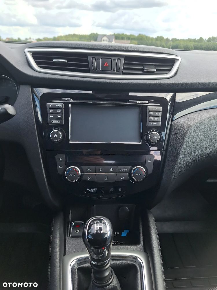 Nissan Qashqai 1.2 DIG-T N-Connecta - 12