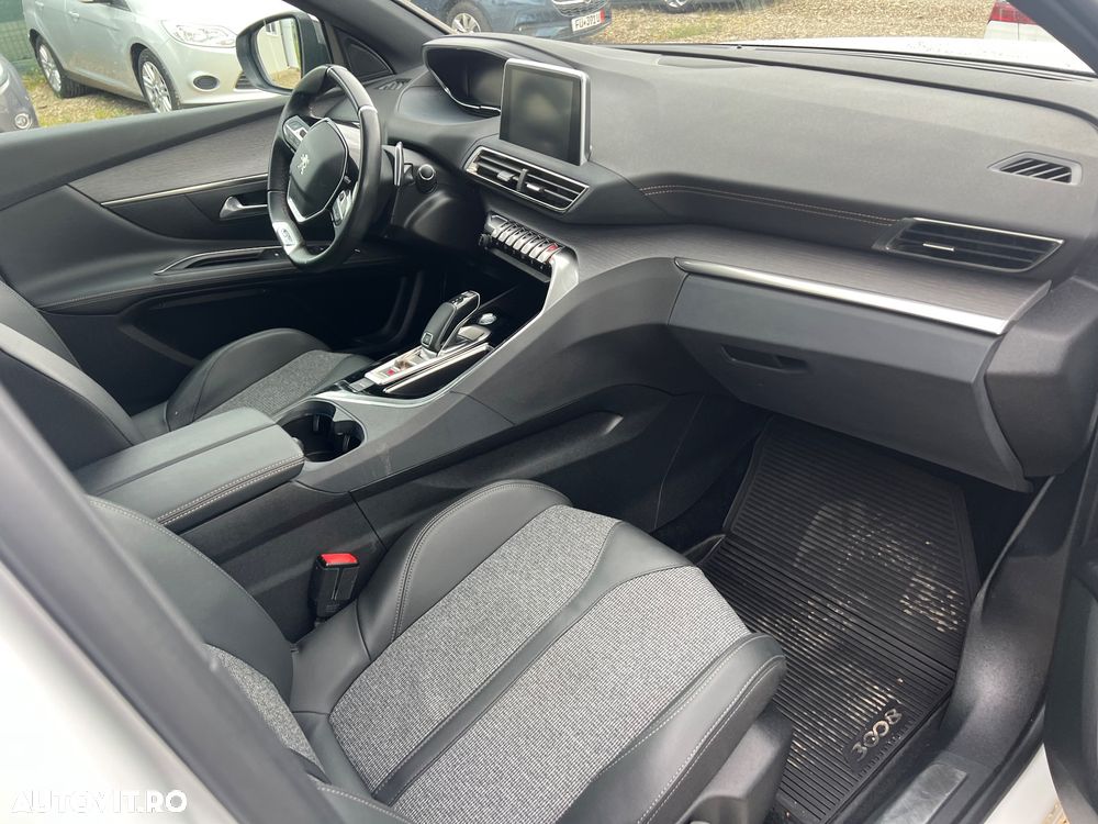 Peugeot 3008 2.0 BlueHDI S&S EAT8 GT - 12