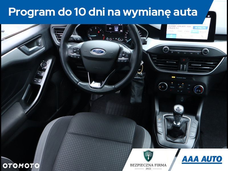 Ford Focus - 8
