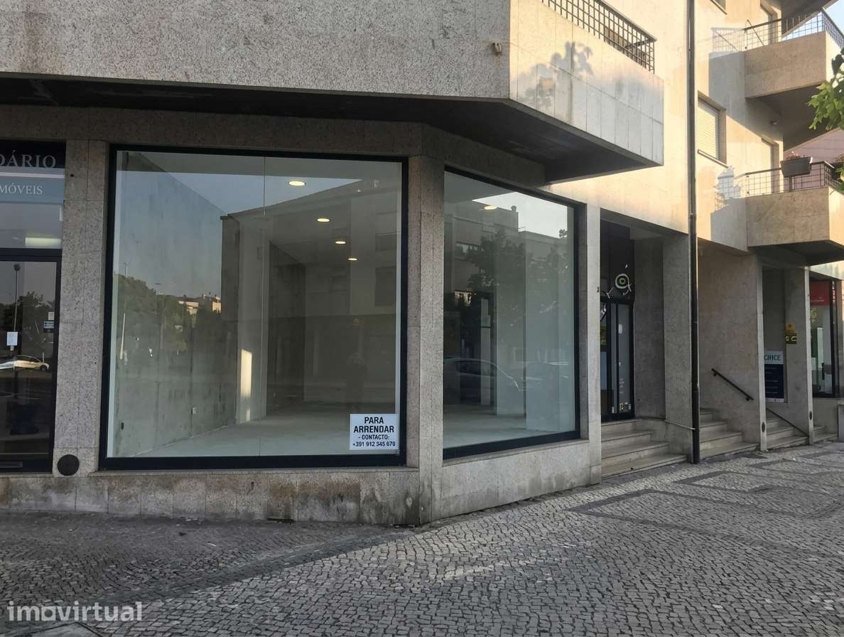 Arrenda-se loja comercial - Av. Engenheiro Engrácia Carrilho - Grande imagem: 2/2