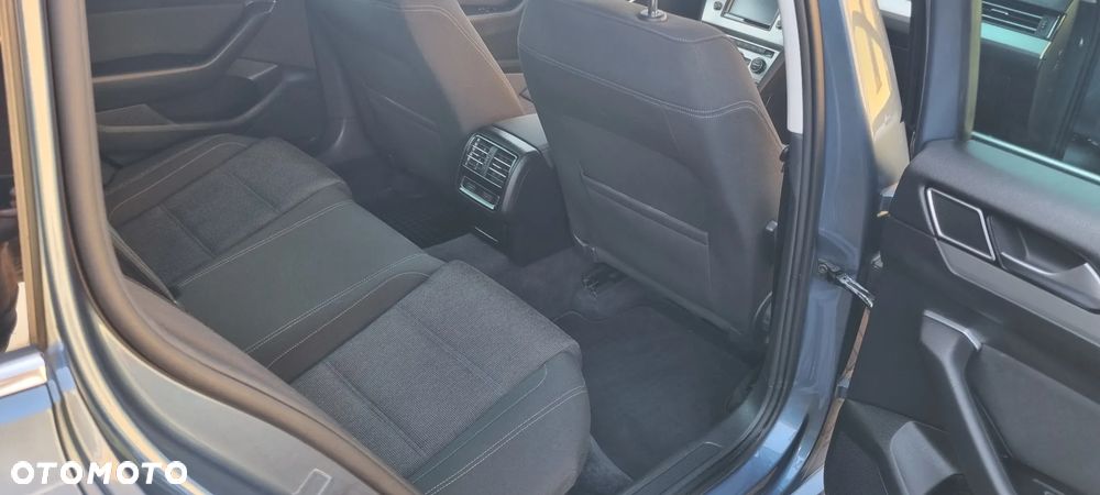 Volkswagen Passat 2.0 TDI (BlueMotion Technology) Comfortline - 22