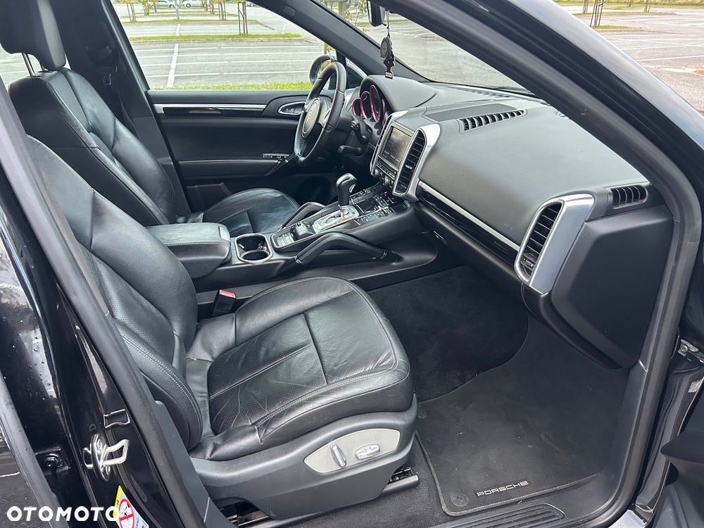 Porsche Cayenne - 11