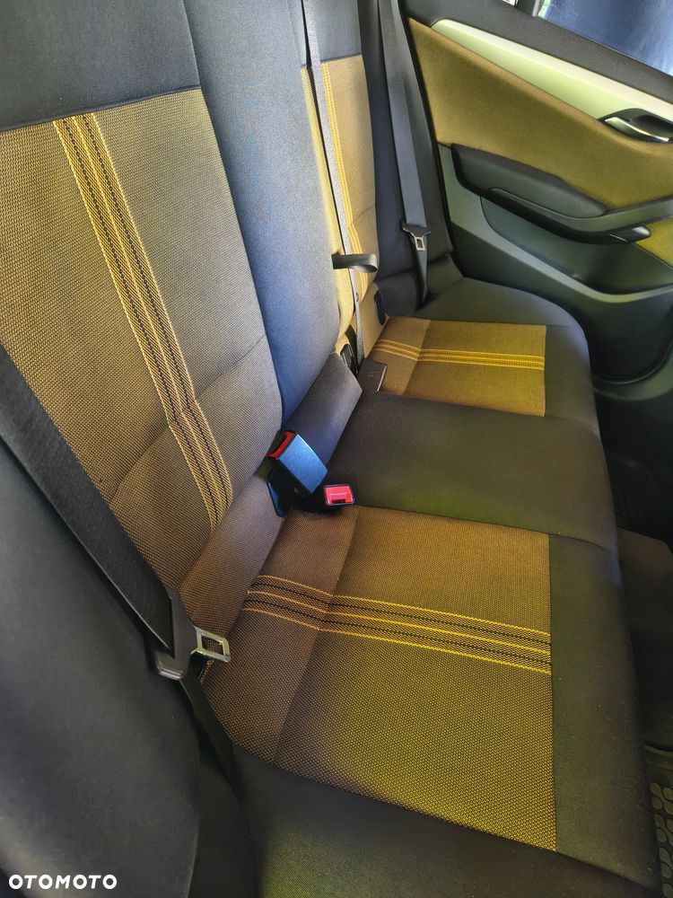 BMW X1 xDrive23d - 31