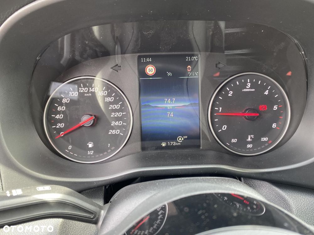 Mercedes-Benz Vito - 15