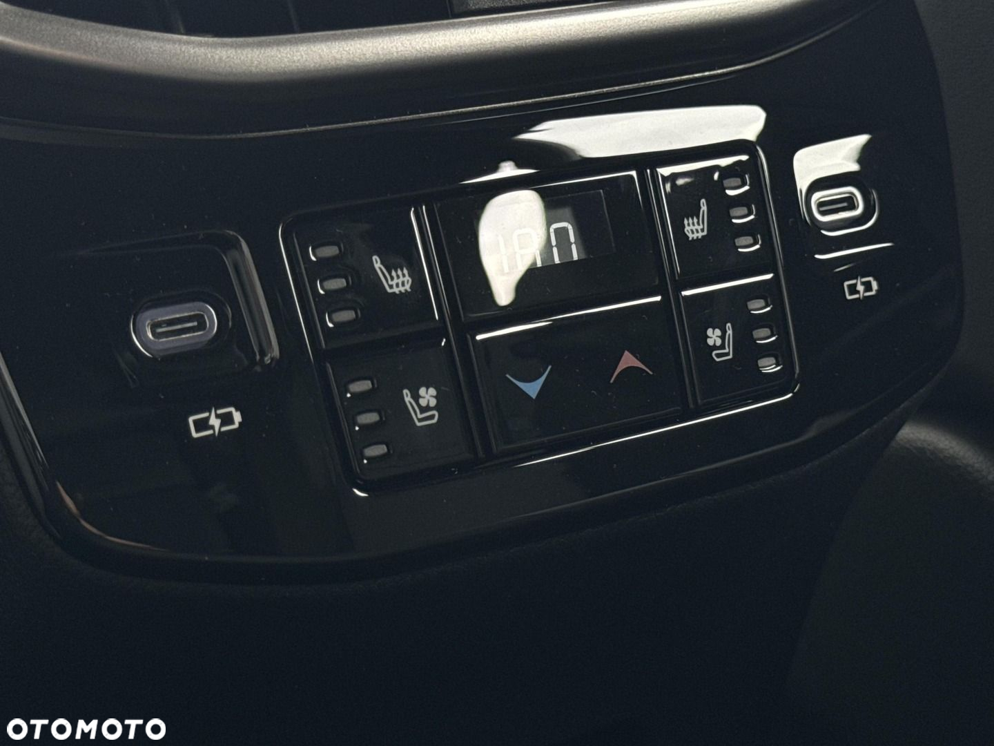 Lexus RX - 19