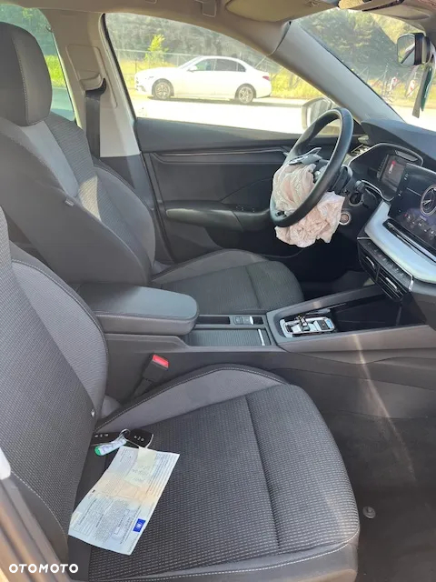 Skoda Octavia 2.0 TDI DSG Ambition - 5