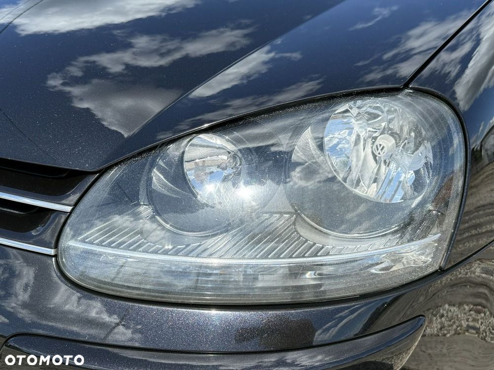 Volkswagen Golf - 20