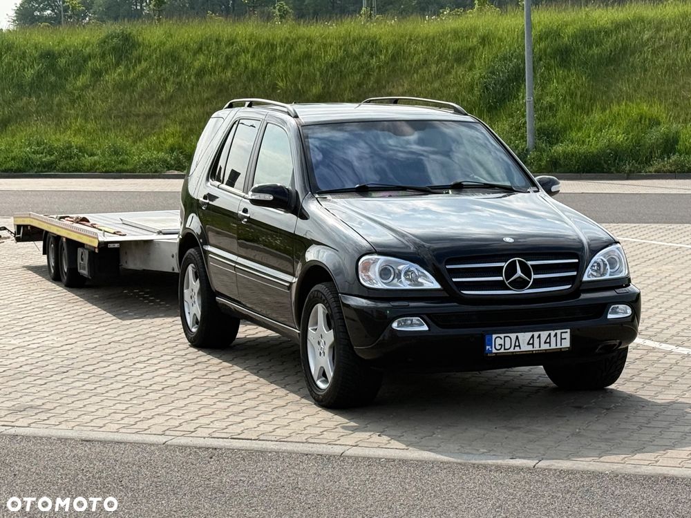 Mercedes-Benz ML - 16