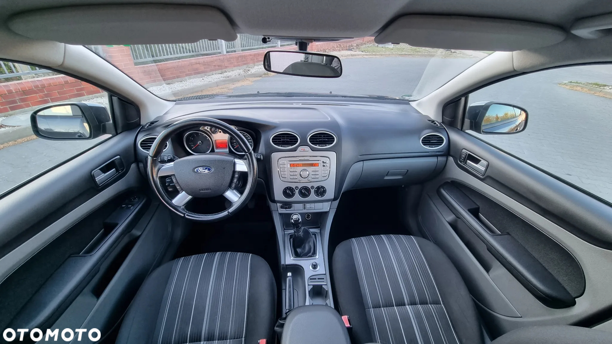 Ford Focus 1.6 Gold X - 11