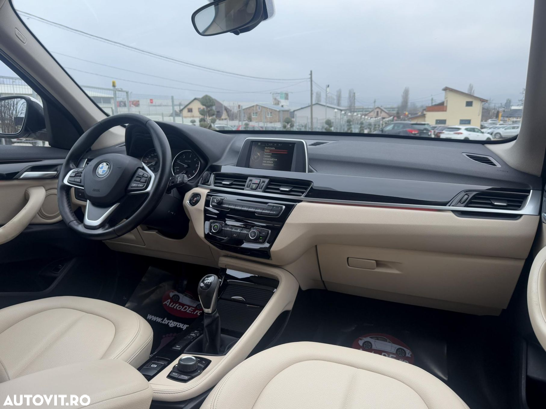 BMW X1 xDrive20d xLine - 6