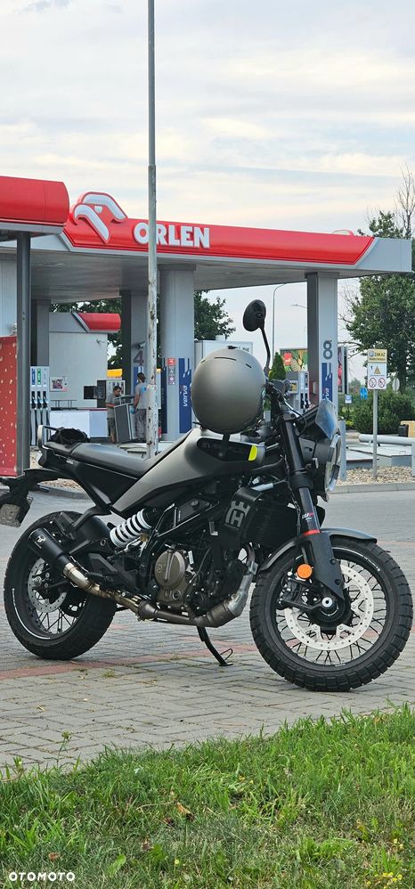 Husqvarna Svartpilen - 2