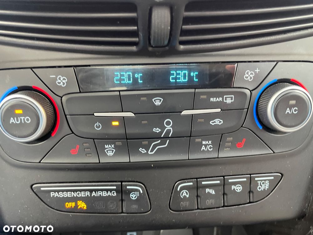 Ford Kuga 2.0 EcoBoost AWD Titanium ASS - 10