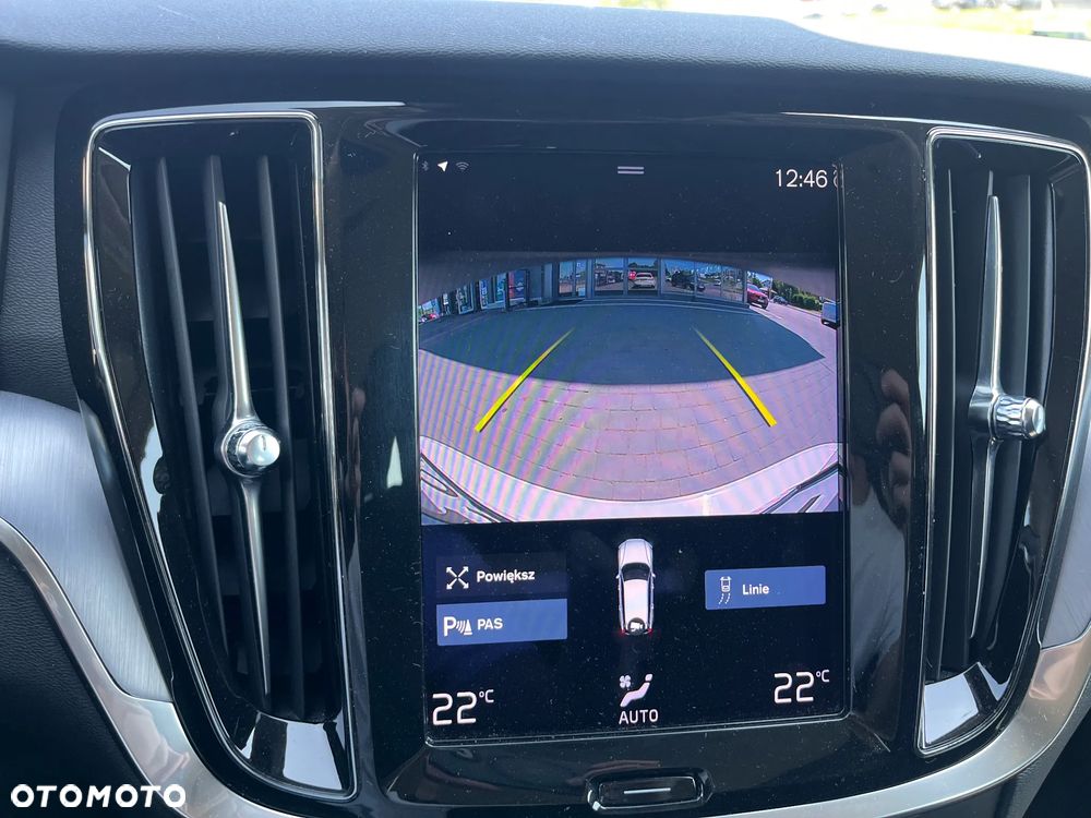 Volvo V60 B3 B Momentum Core - 21