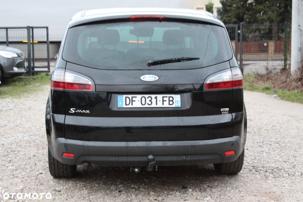 Ford S-Max - 9