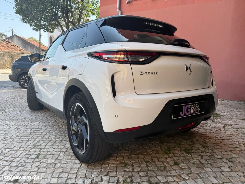 DS DS3 Crossback E-Tense Roofs of Paris - 6