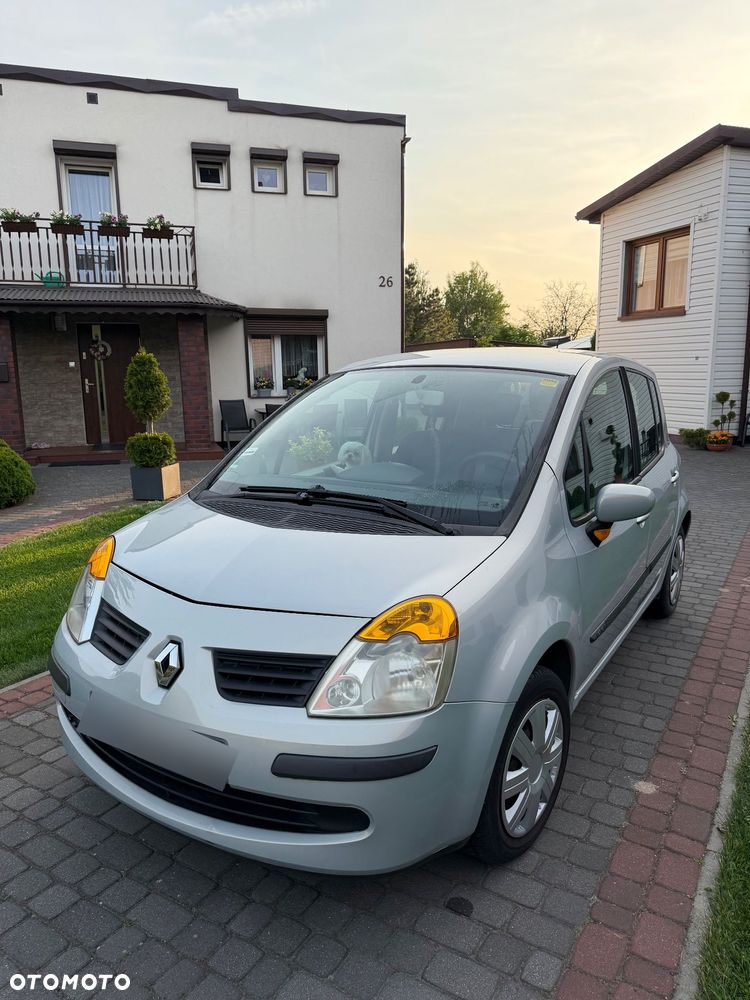 Renault Modus 1.6 16V Privilege - 1