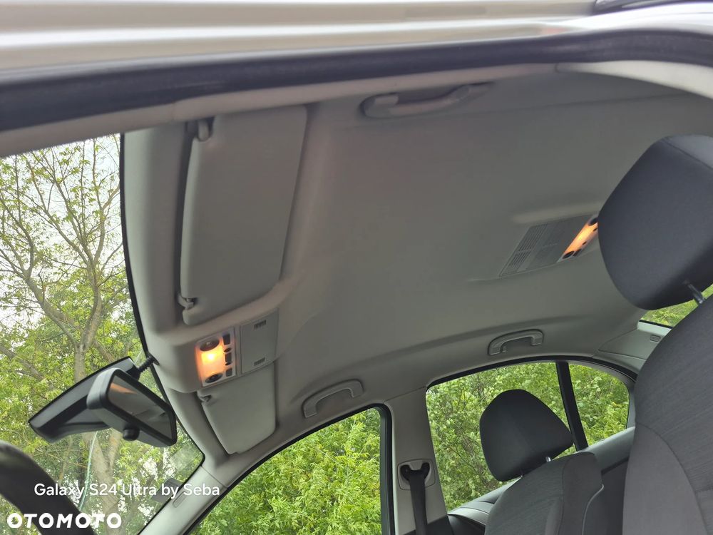 BMW Seria 5 523i - 15