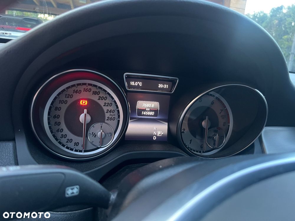 Mercedes-Benz CLA 250 4-Matic - 10