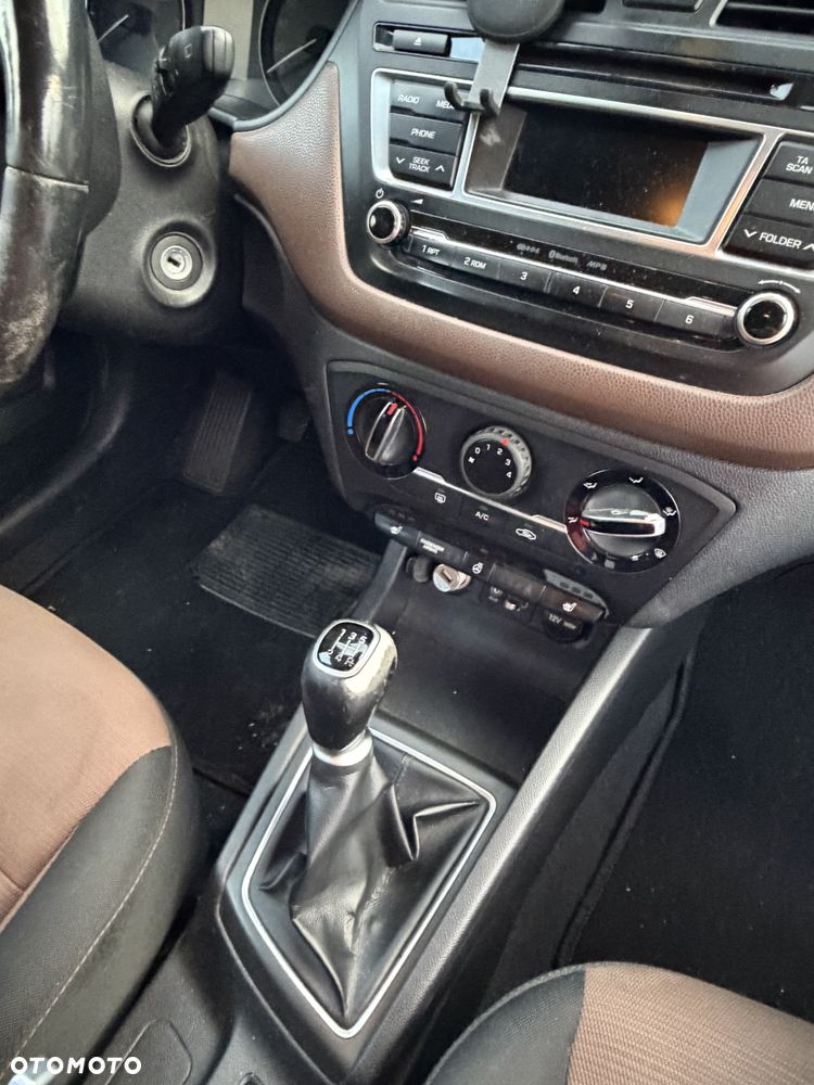 Hyundai i20 1.2 YES Plus - 18