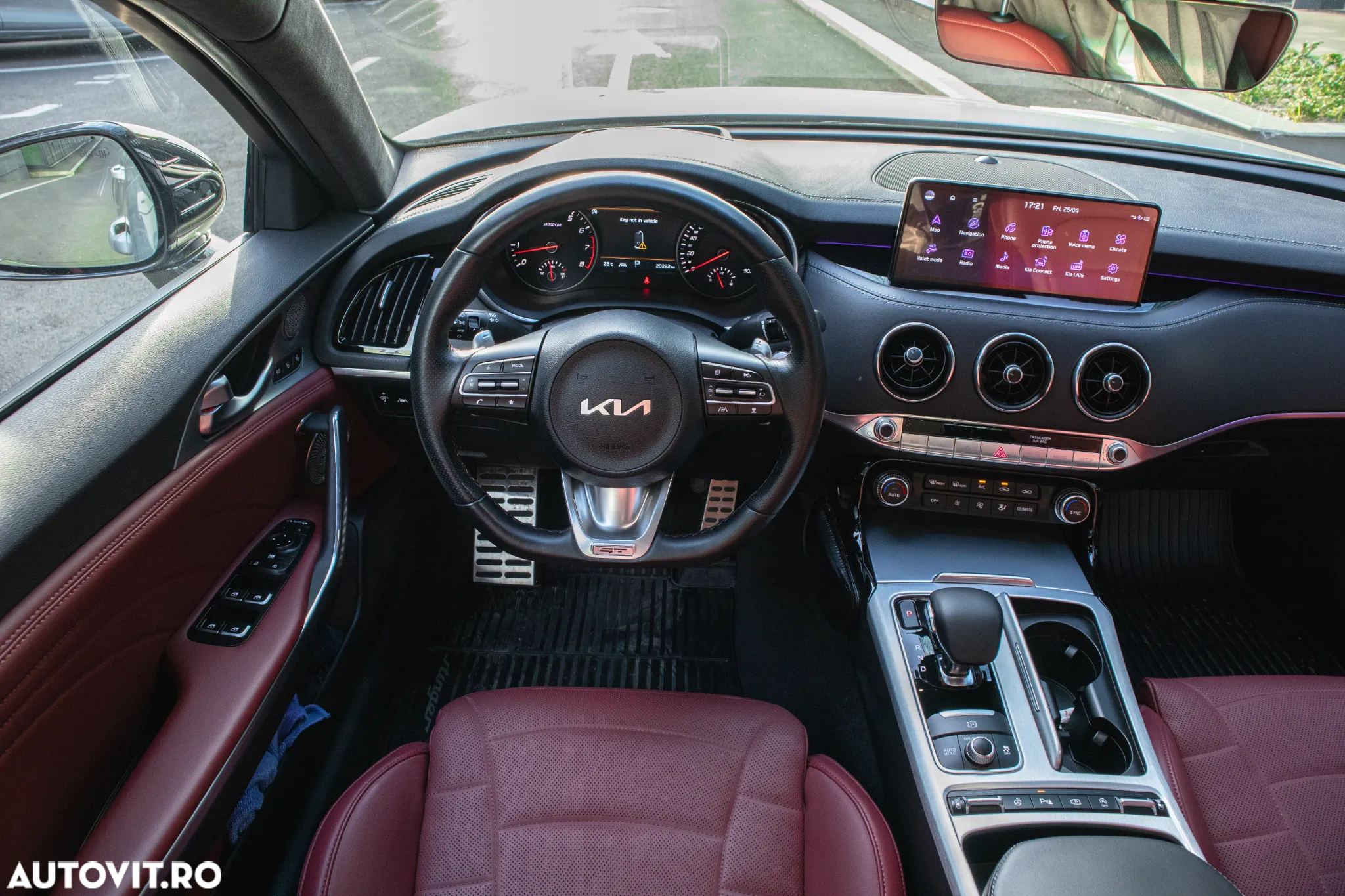 Kia Stinger 3.3 T-GDI 8AT AWD GT - 7