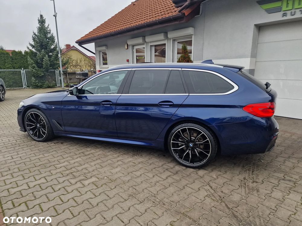 BMW Seria 5 520i M Sport Edition - 9