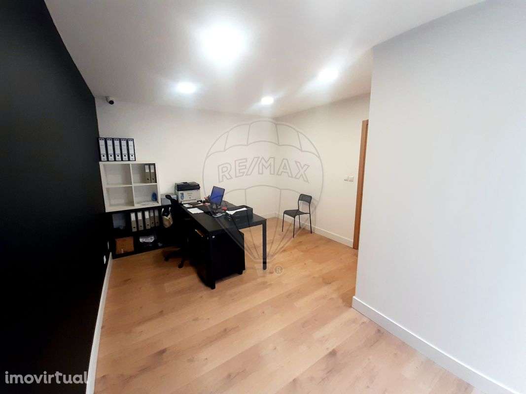 Escritório  para arrendamento - Grande imagem: 2/20