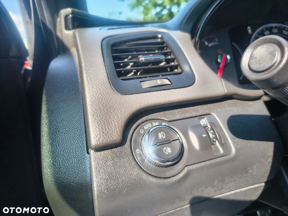 Opel Insignia 2.0 CDTI automatik Sport - 31