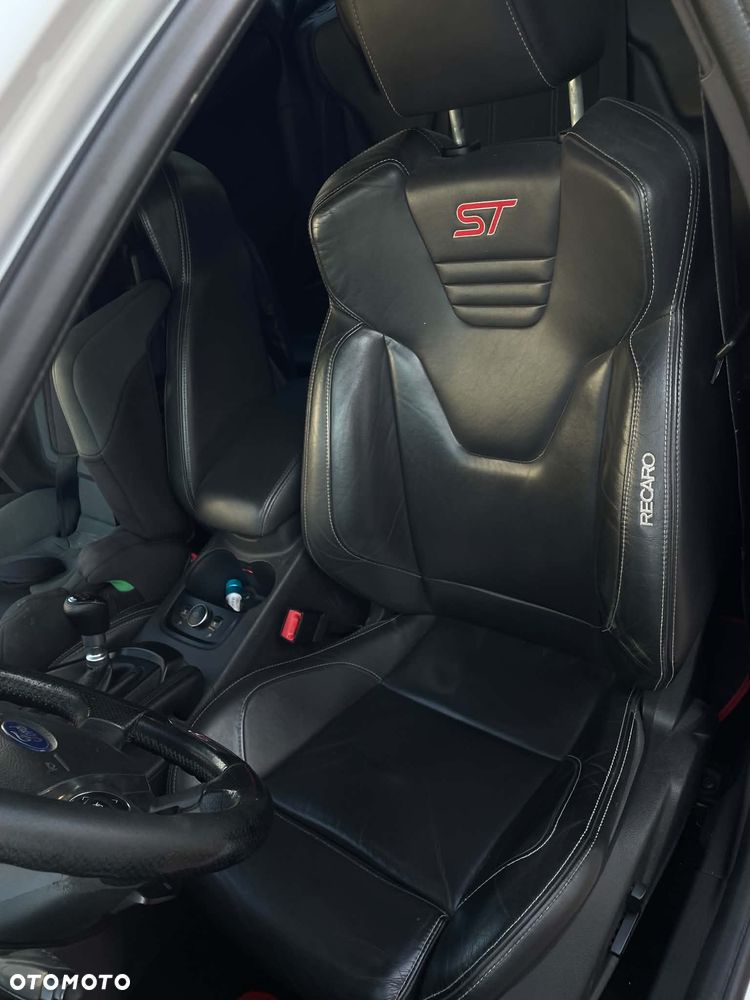 Ford Focus 2.0 EcoBoost ST - 3