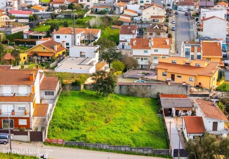 Terreno urbano 386m2 S.Pedro da Cova - Grande imagem: 4/5