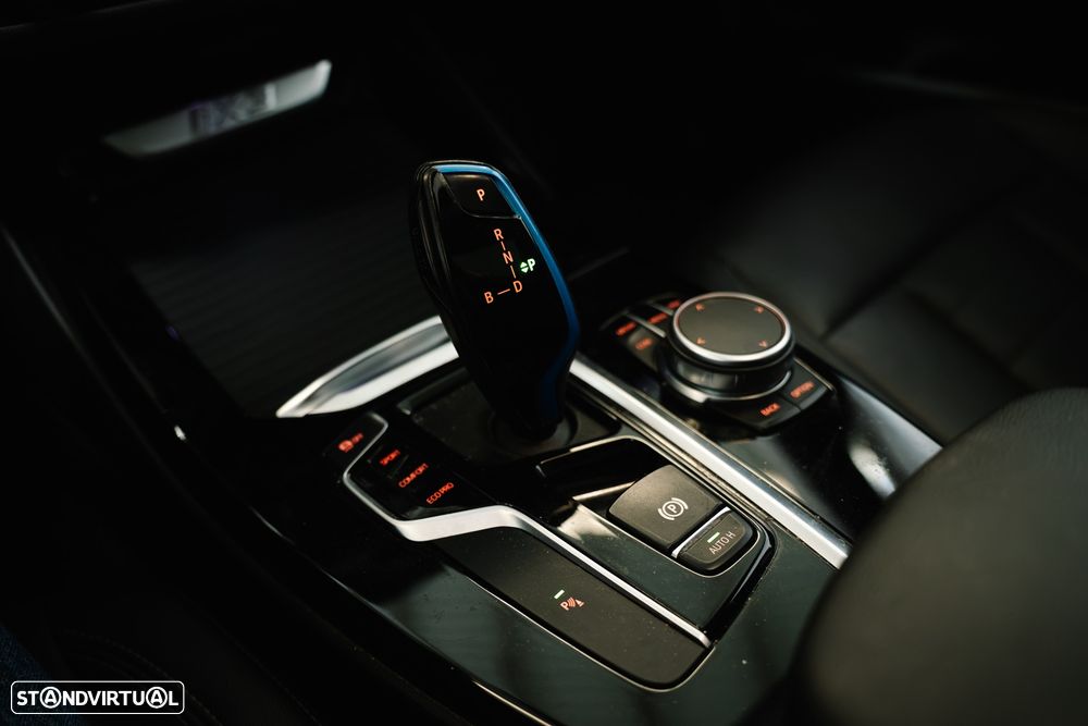 BMW iX3 - 34