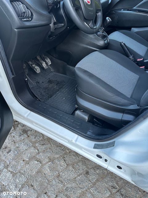 Fiat Doblo - 9