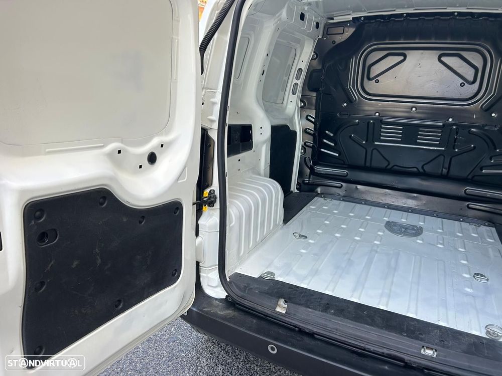 Fiat Fiorino 1.3 M-jet SX - 22