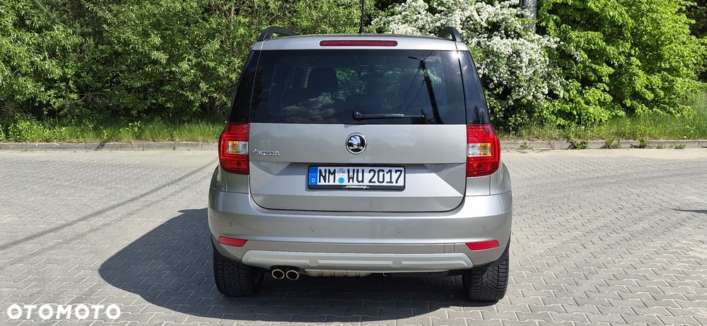 Skoda Yeti Tour 2.0 TDI SCR 4x4 DSG - 6