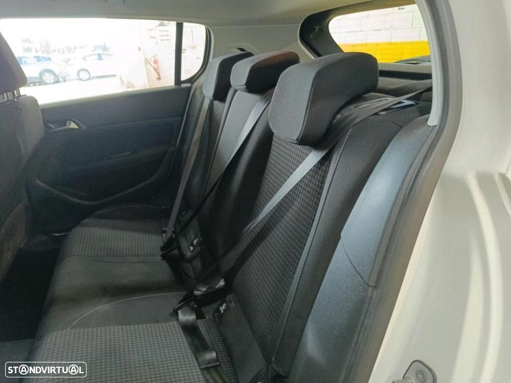 Peugeot 308 1.5 BlueHDi Business Line - 6