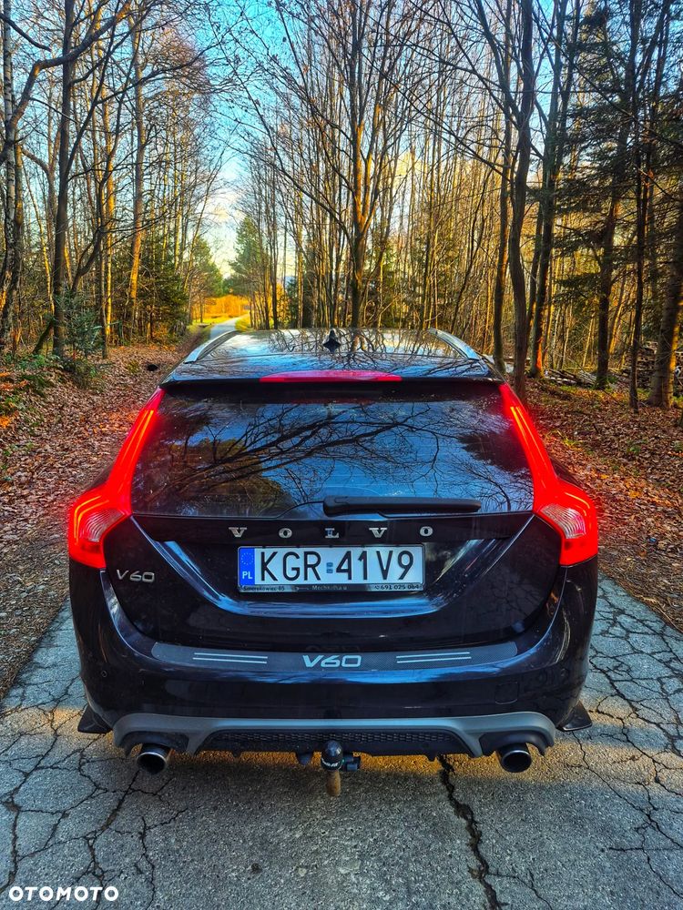 Volvo V60 D4 Drive-E R-Design Momentum - 5