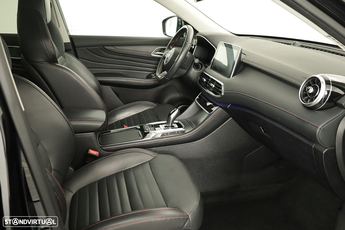 MG EHS 1.5 T-GDI Plug-in Hybrid Luxury - 23