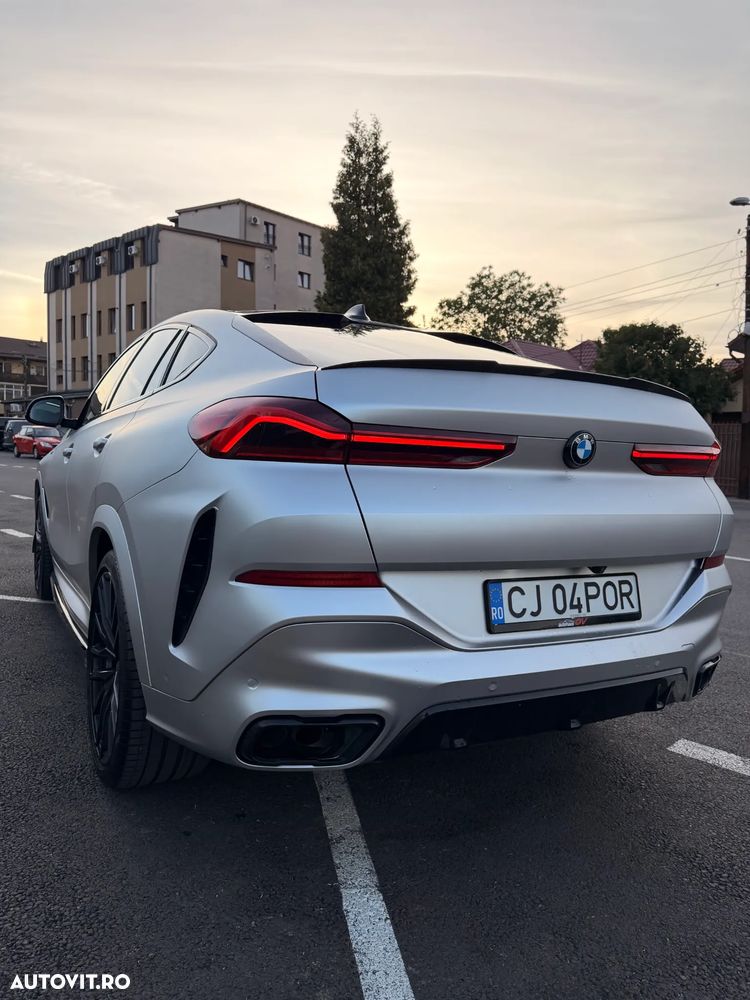 BMW X6 M M50i - 18