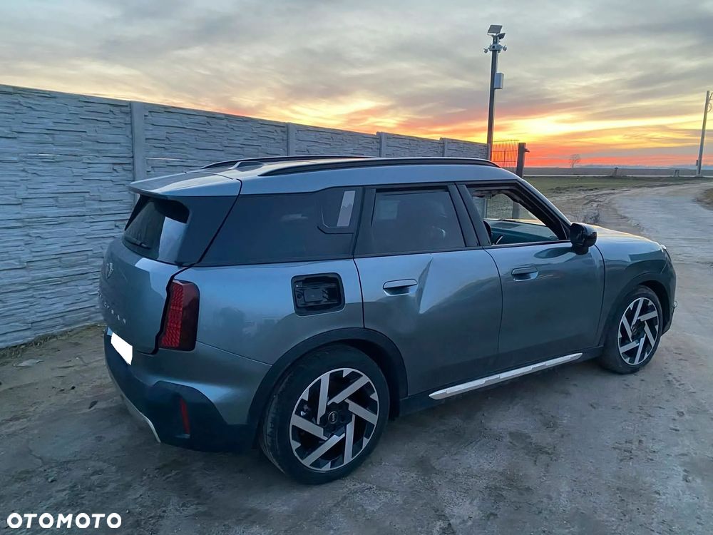 MINI Countryman E Essential Trim - 29