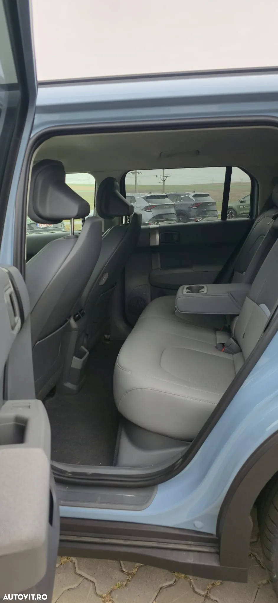 Kia EV3 81.4 kWh 4x2 AT Earth 2 - 4