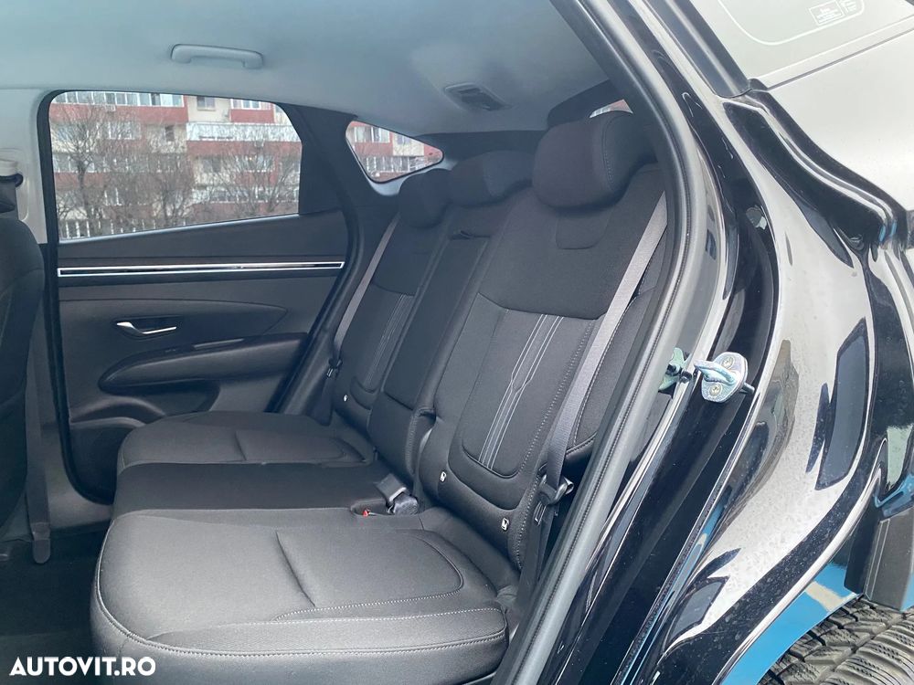 Hyundai Tucson 1.6 T-GDi HEV 2WD Advantage - 27