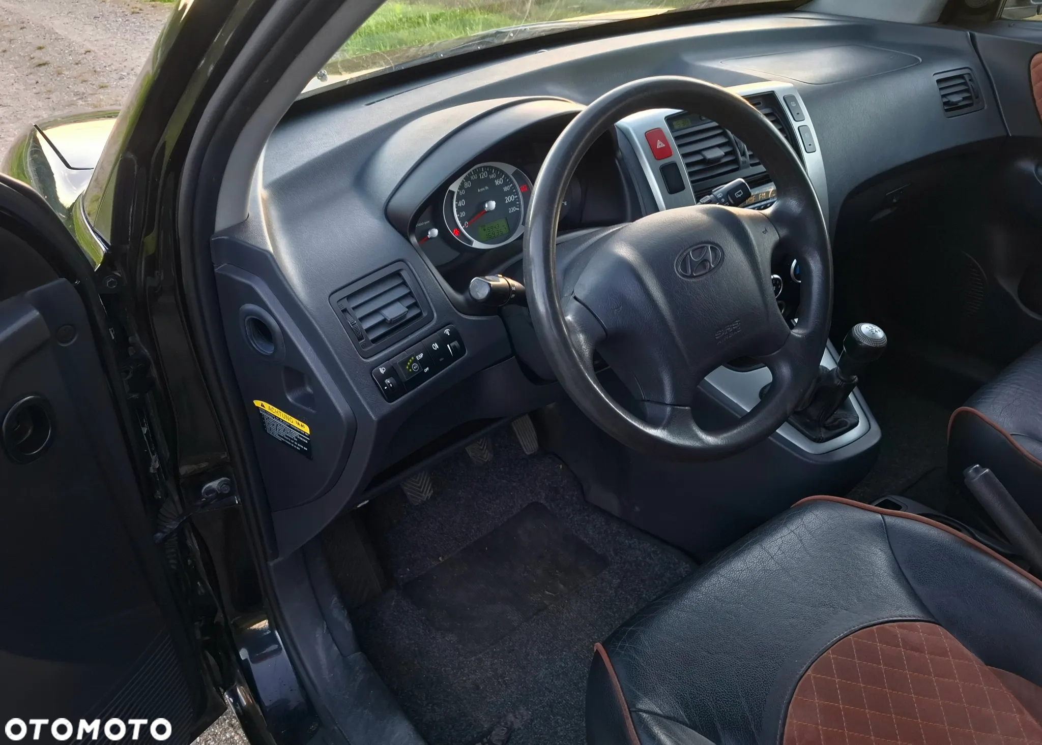 Hyundai Tucson 2.0 2WD GLS - 26