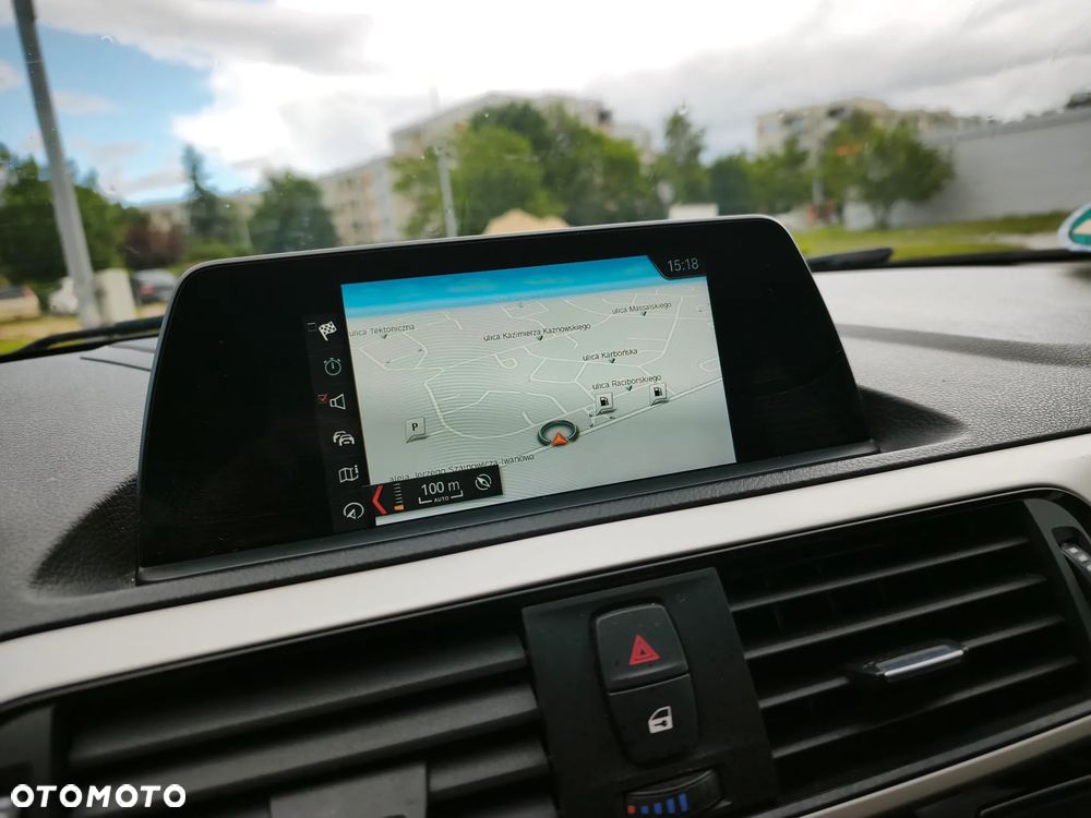 BMW Seria 1 118d Edition Metropolitan - 21