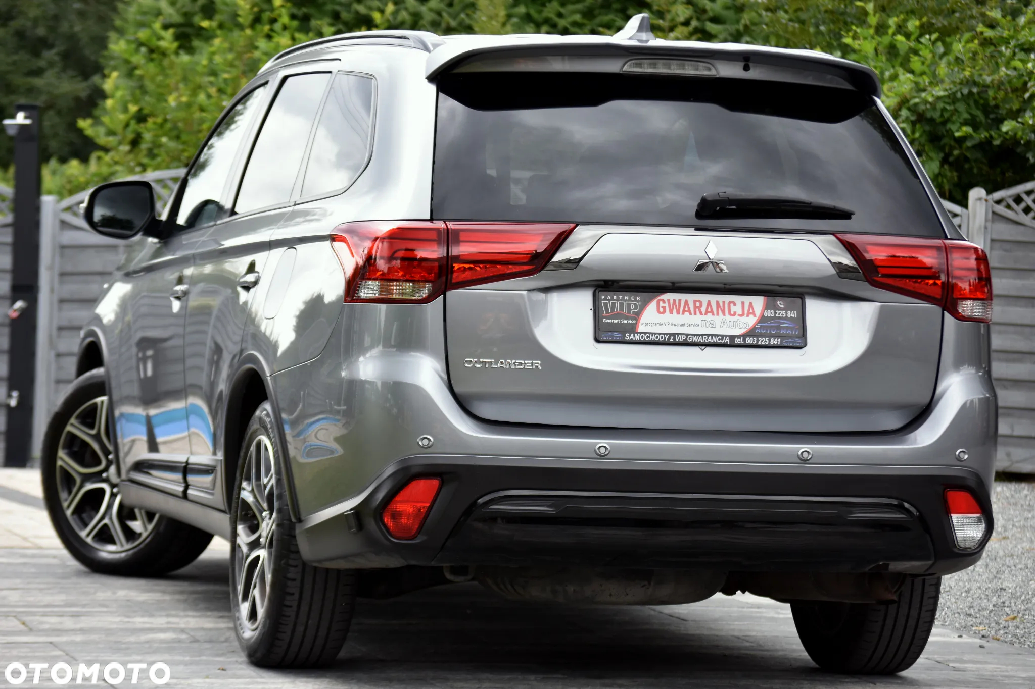 Mitsubishi Outlander 2.0 4WD CVT Diamant Edition+ - 16