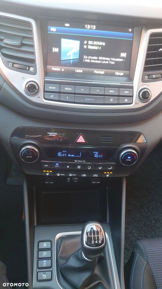Hyundai Tucson blue 1.6 GDi 2WD Navi - 19